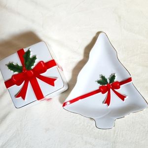 Mount Clemens pottery Winter holiday candy dishes (2)